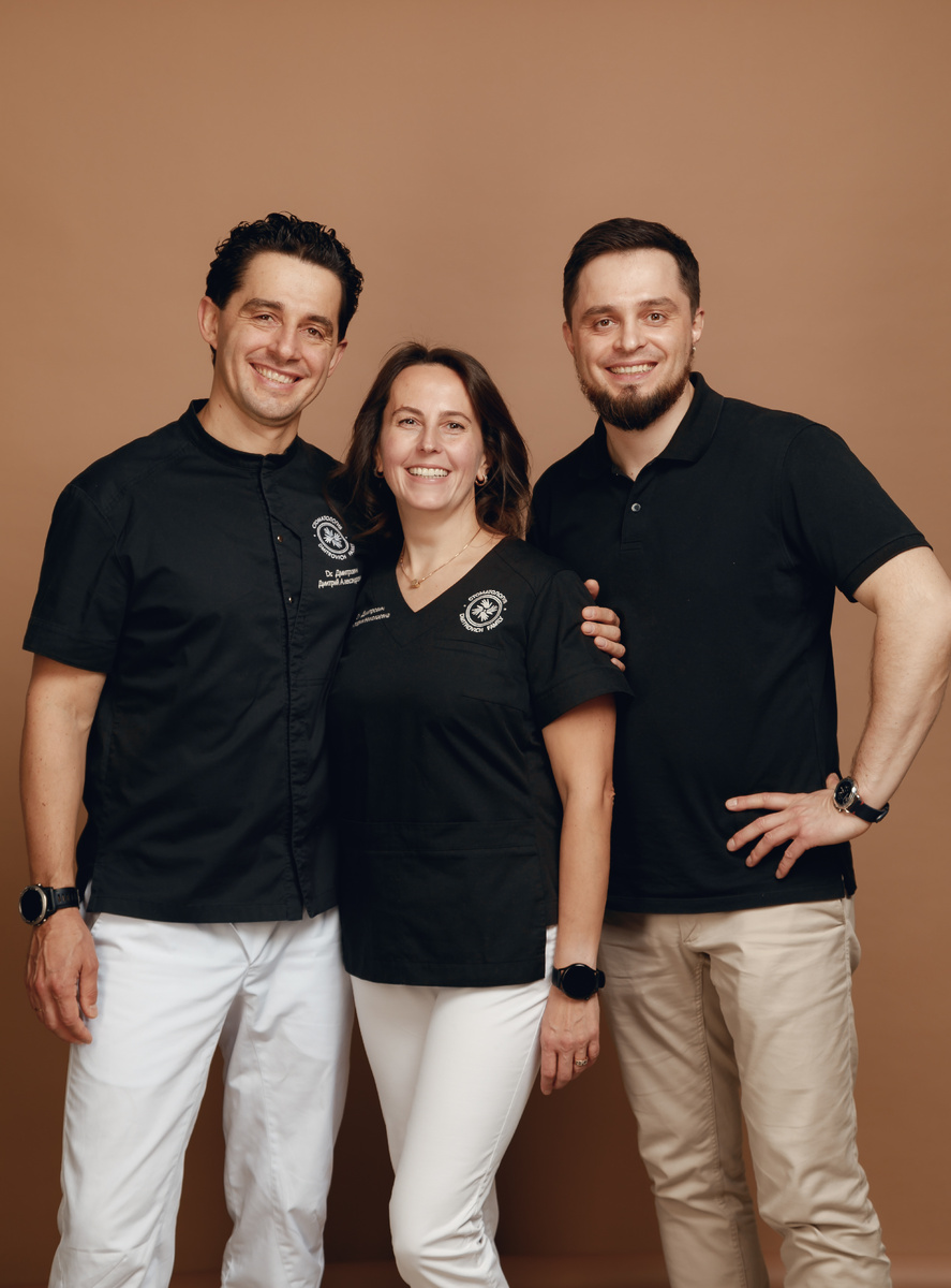 Фотография взята с сайта стоматологии Дмитрович Фэмили https://www.dmitrovich.ru/