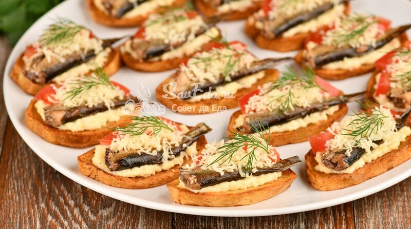 И никакого хлеба не надо! Бутерброды со шпротами по-новому