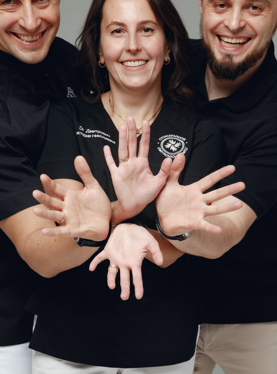 Фотография взята с сайта стоматологии Дмитрович Фэмили https://www.dmitrovich.ru/