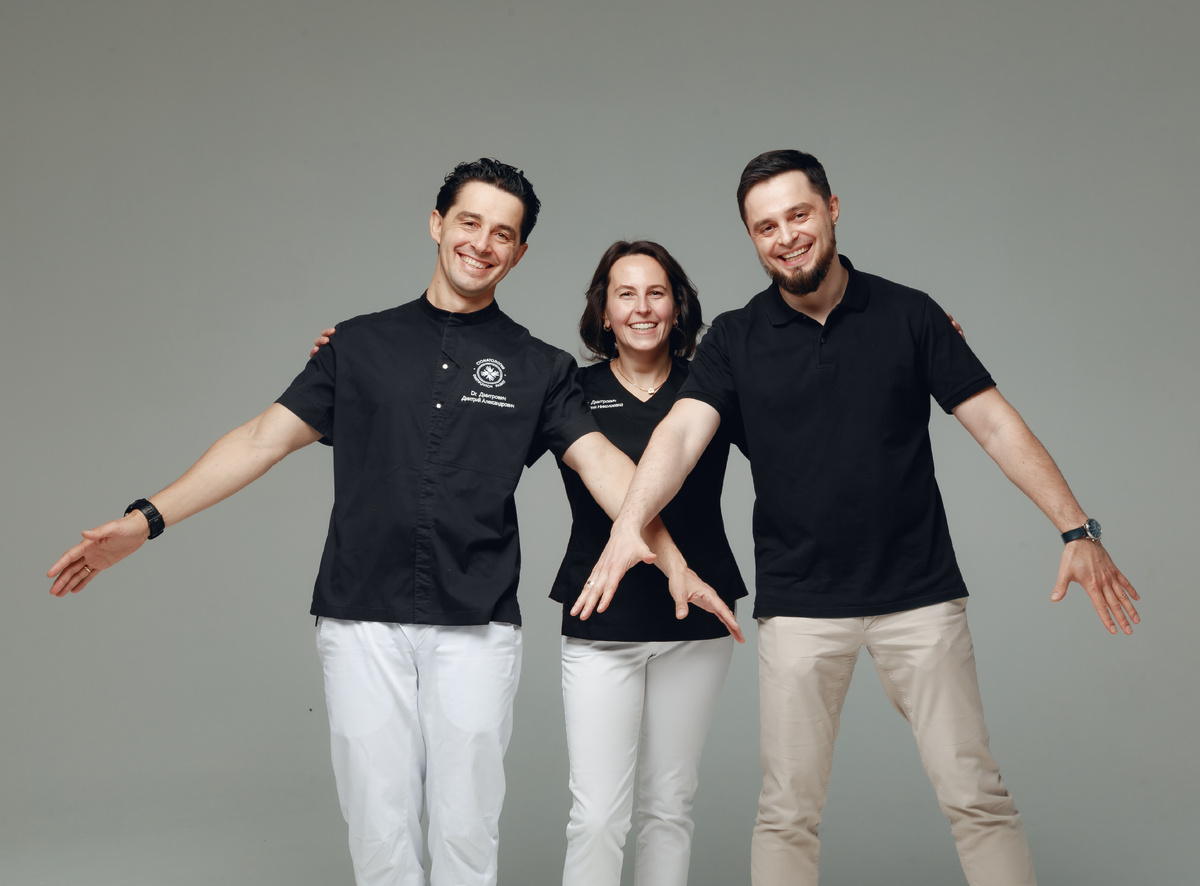 Фотография взята с сайта стоматологии Дмитрович Фэмили https://www.dmitrovich.ru/