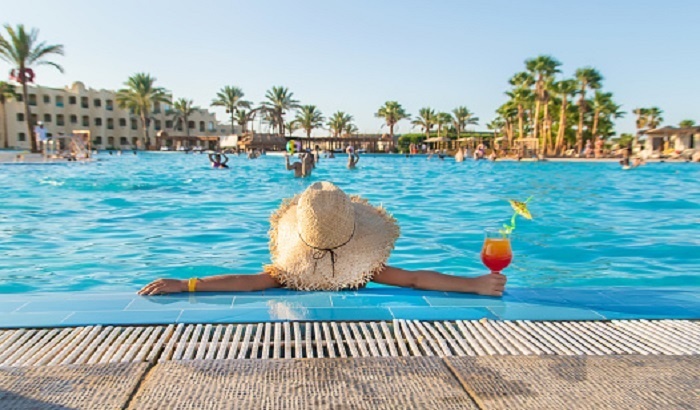    Россияне устроили зимний «исход к солнцу»: продажи туров в жаркие страны взлетели вдвое