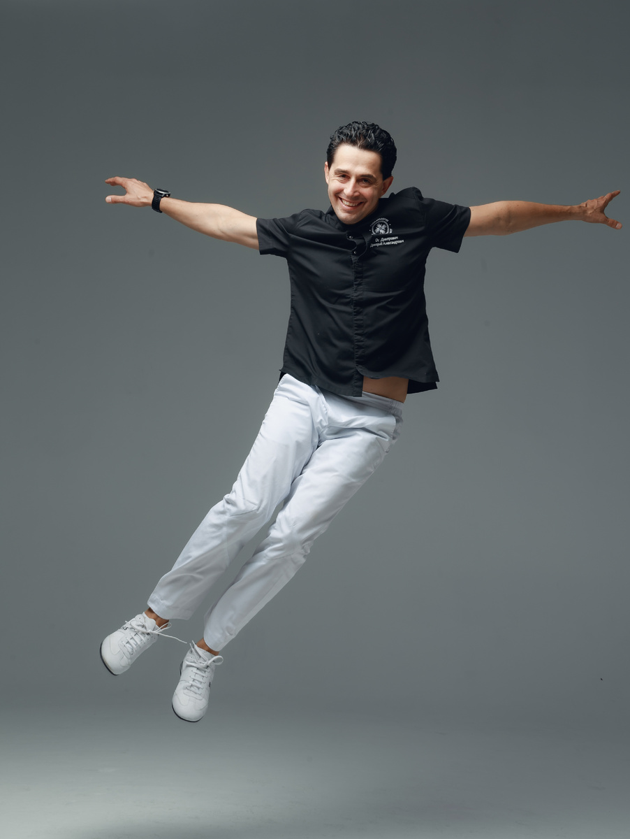 Фотография взята с сайта стоматологии Дмитрович Фэмили https://www.dmitrovich.ru/