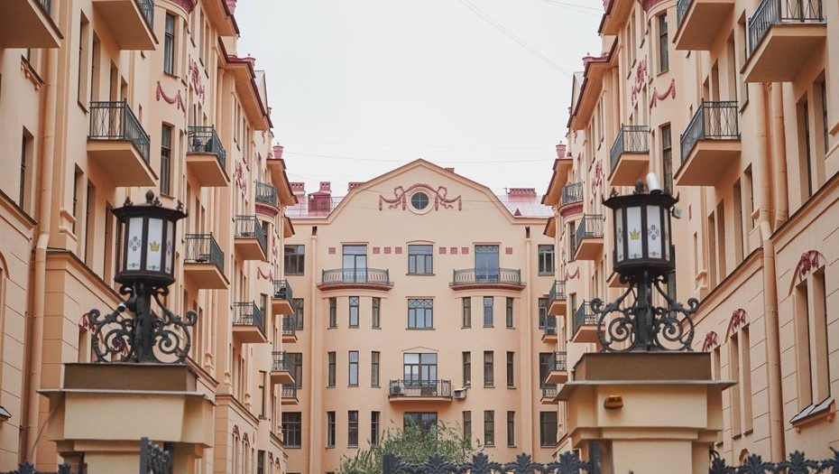    Петербуржцам показали облик отреставрированного дома Довлатова. Автор фото: Пресс-служба правительства Петербурга