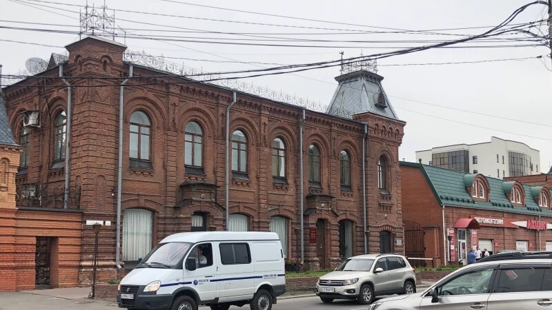     Памятник архитектуры - "Дом купца Полякова", 1913 г. Ул. Гоголя, 44 Altapress.ru