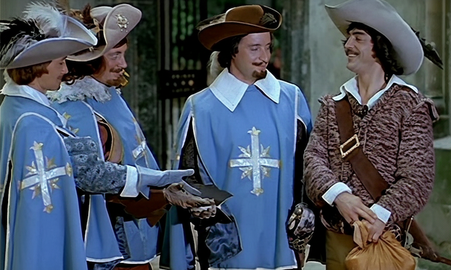 Фольга вместо золота и Боярский вместо Абдулова: тайны съемок любимых «Мушкетеров»