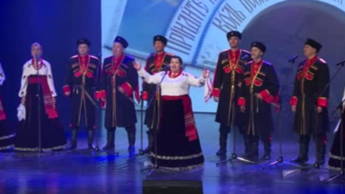    Самодеятельному ансамблю «Славичи» курской таможни 15 лет