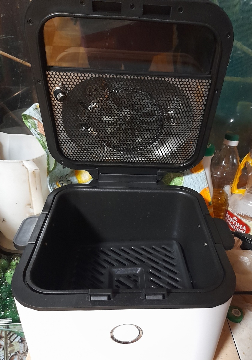 Аэрогриль перед загрузкой