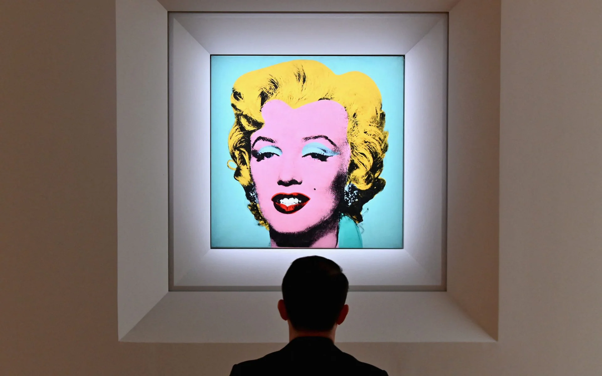 Портрет Мэрилин Монро работы Энди Уорхола 1964 года: «Почему им так восхищаются? Потому что не делать этого по-прежнему немодно», – говорит Хеффер. Фото: Анджела Вайс.