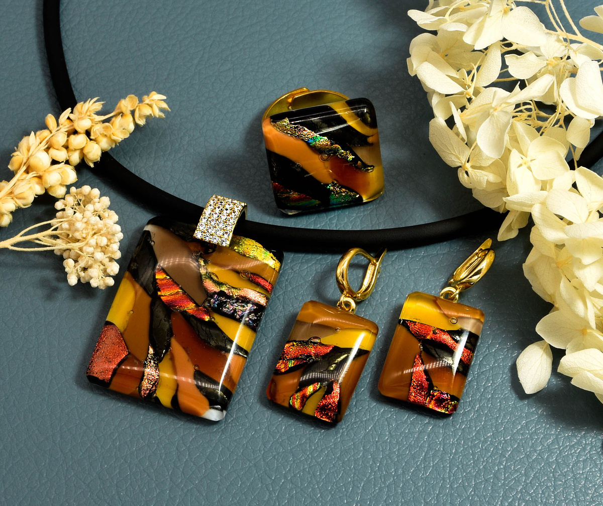 Комплект украшений "Балтийский берег"