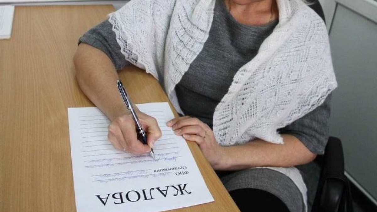 Задержка зарплаты в России: почему работодатели не спешат платить?