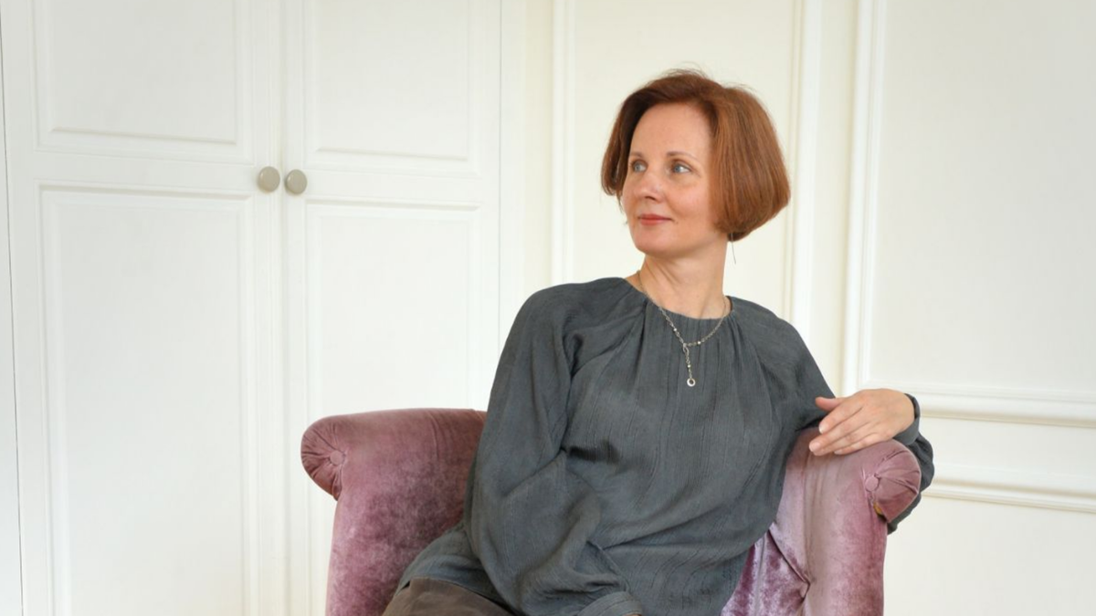 Меня зовут Вера Попиченко. Я парикмахер-стилист из Екатеринбурга. 