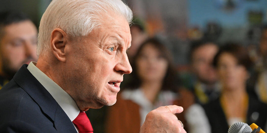 Миронов назвал финансово-экономический блок недругами России