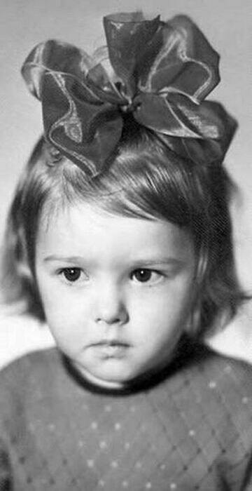 Ольга в детстве