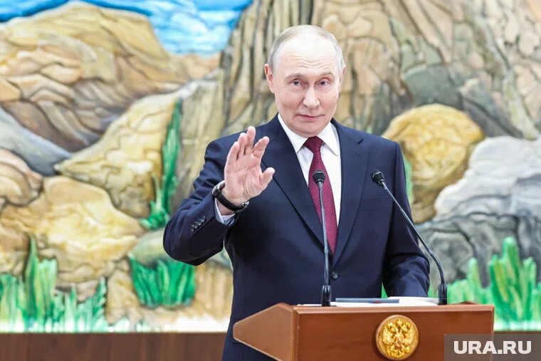 Путин дал интервью индийским журналистам в рамках рабочей поездки в Нью-Дели. Фото: Роман Наумов © URA.RU