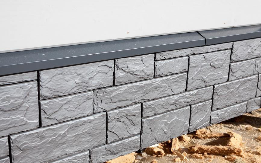 Облицовка цоколя: материалы, монтаж, основные ошибки