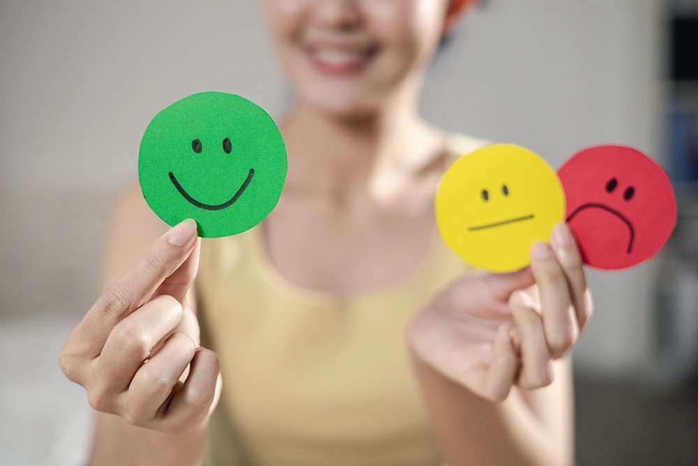    Апатия - это не слабость, а сигнал организма о том, что нужны перемены. Не откладывайте визит к специалисту, если чувствуете безразличие, уныние или, тем более, полное истощение. / Фото: iStock