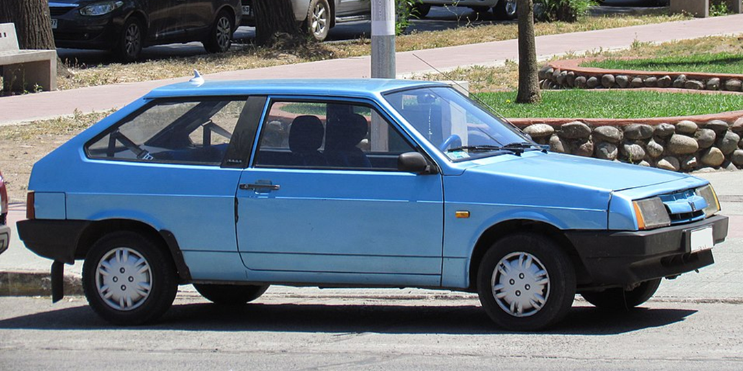 ВАЗ-2108: советский хэтчбек, который удивил Европу и стал иконой автоспорта