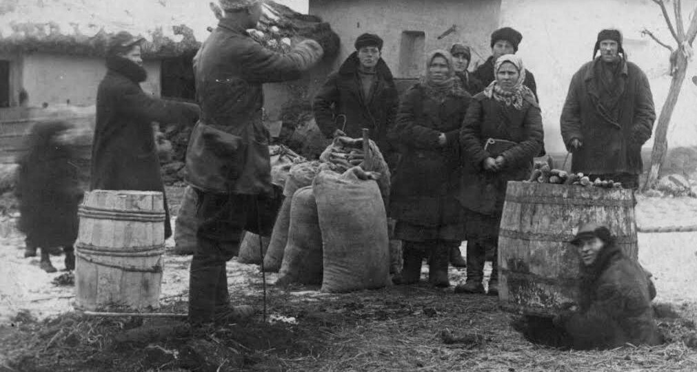 Побег от коллективизации. История моих родителей