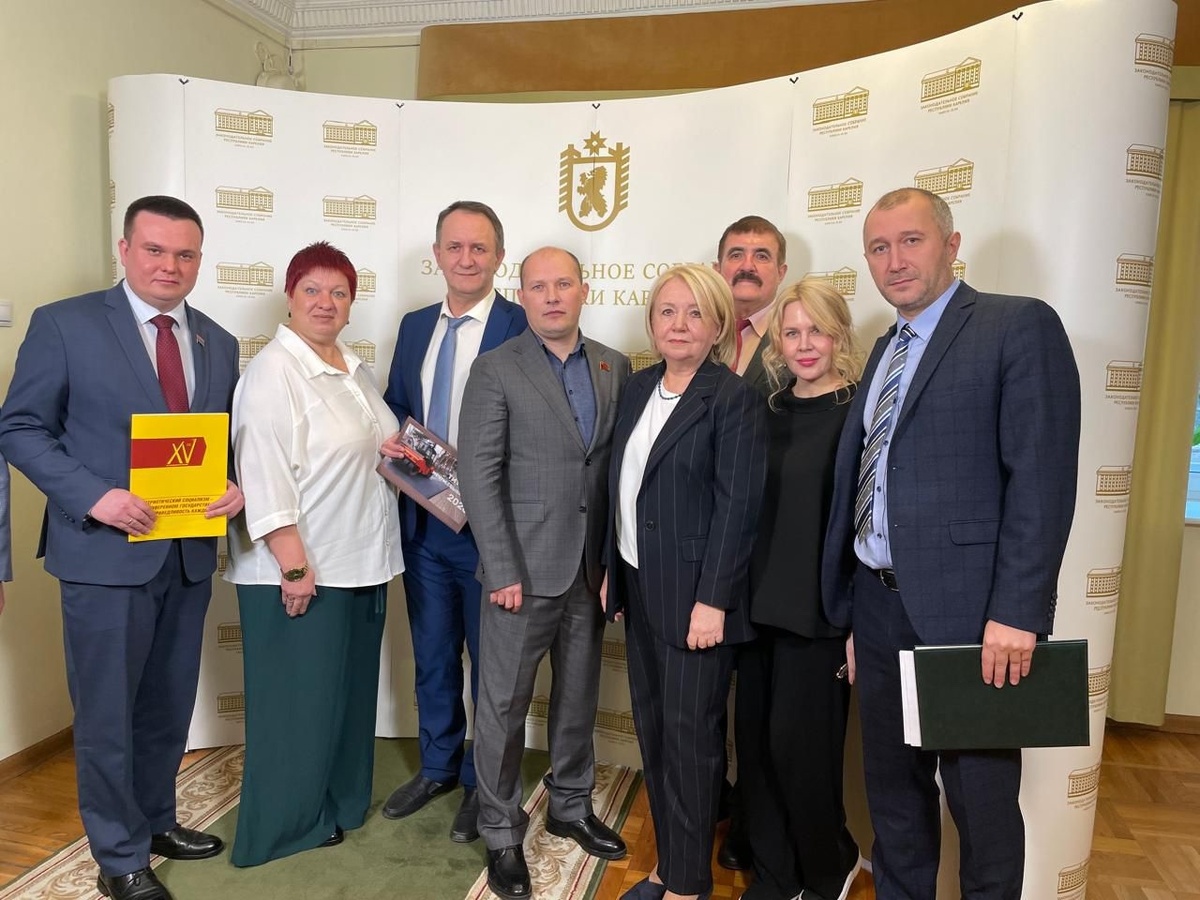    КПРФ В КАРЕЛИИ | КОМАНДА ПАРТИИ И СТОРОННИКОВ / ВК