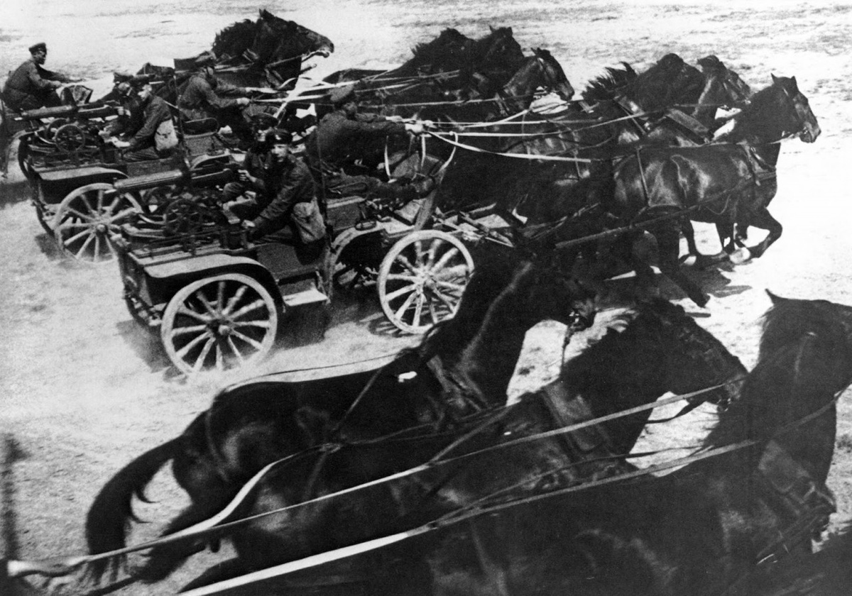 "Тачанки", 1932 год. Фотограф Григорий Зельма