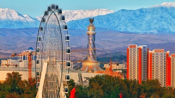    © Foto / Пресс-служба Рустама Эмомали