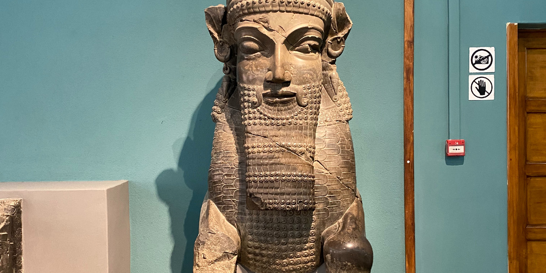 Древние артефакты Национального музея Тегерана