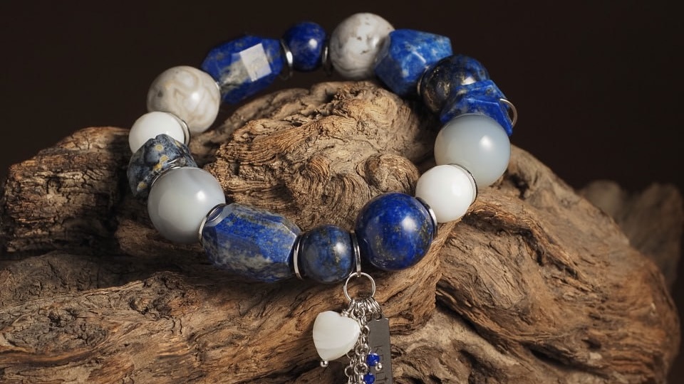 энергетические камни/сила природы/живая энергия 