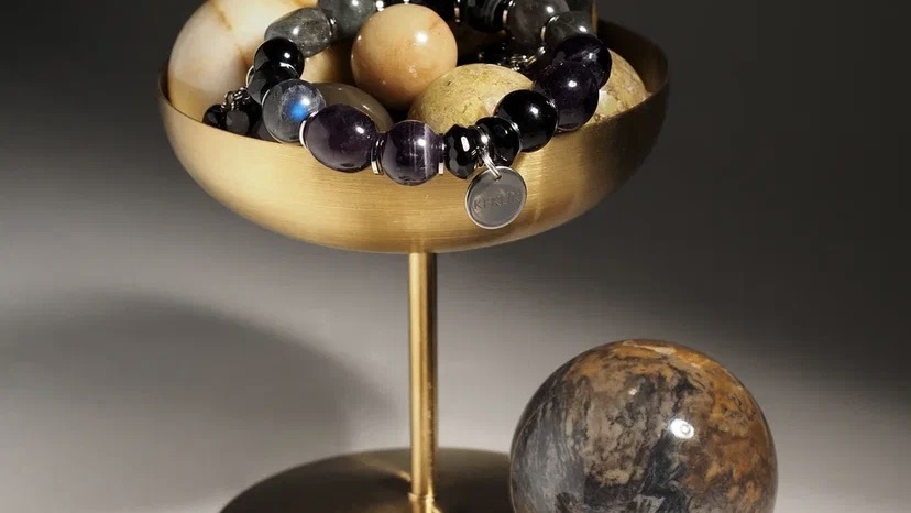 натуральные камни/талисманы 2026