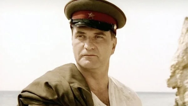 Александр Балуев: съёмки в Голливуде, 20 лет в браке с иностранкой и отказ от звания Народного артиста