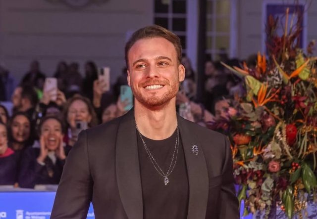    Керем Бюрсин. Фото: социальные сети