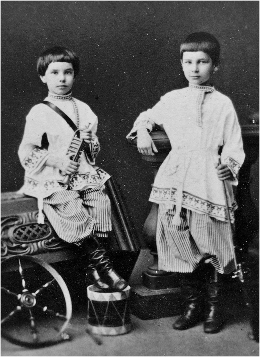 Петр Столыпин семи лет с младшим братом Александром в 1860 году. Фото из интернета.