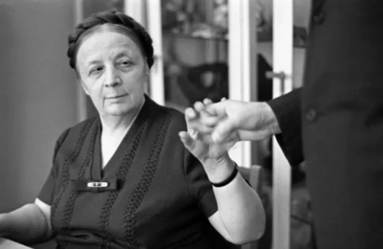 Она не видела и не слышала, но описала мир: как Ольга Скороходова стала учёным, создав уникальную картину реальности