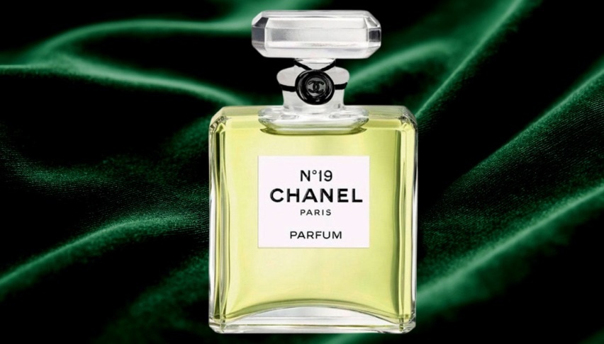 Chanel №19