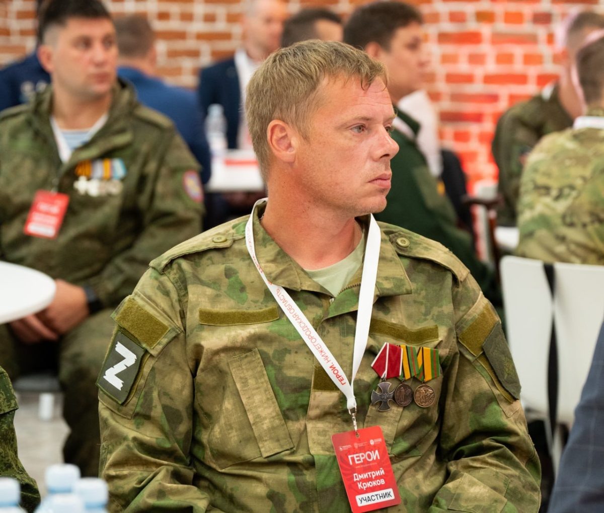    Об отборе на программу Дмитрий Крюков узнал от супруги и сразу решил попробовать свои силы