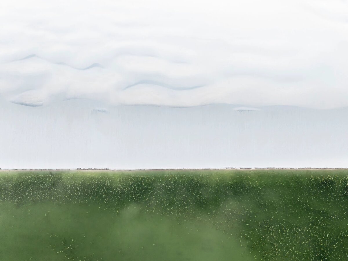    «Буря над полями» — Дж. Фриц Румпф. Победитель номинации лучший международный пейзажный фотограф 2025 года.