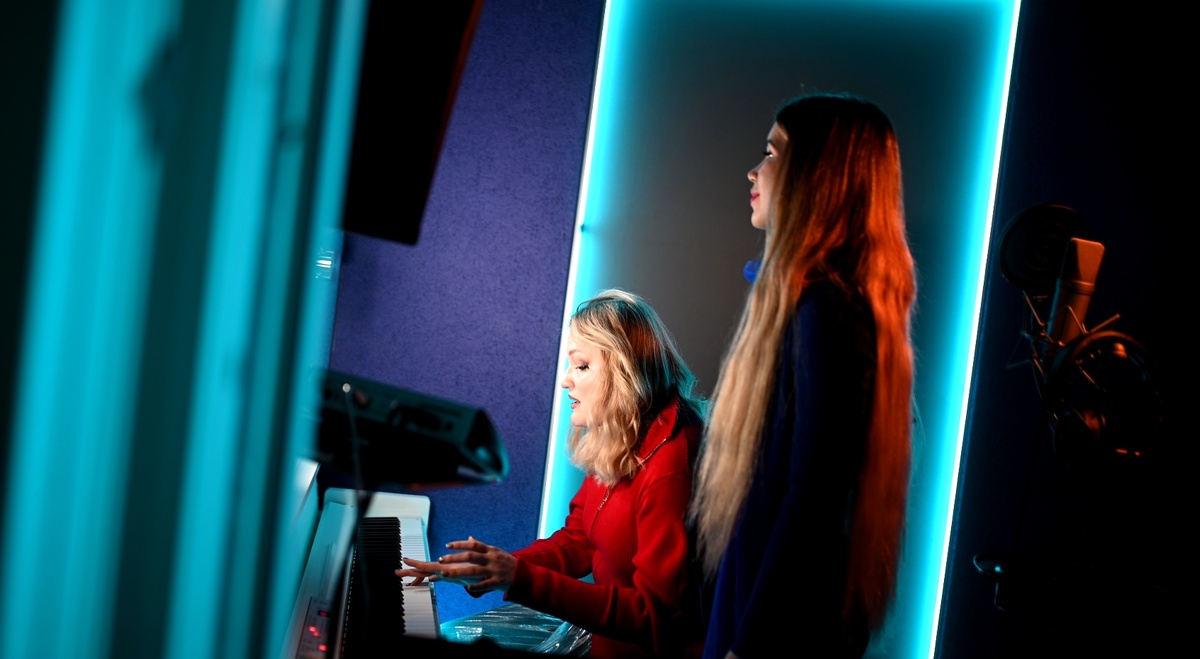 Студия звукозаписи Шум в Москве, Дербеневская набережная 13\17 корпус 2 , цокольный этаж. 89996761187