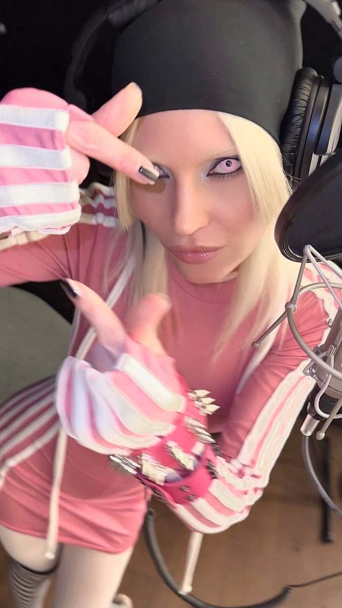    Наталья Ионова сменила имиджСоцсети Глюкозы