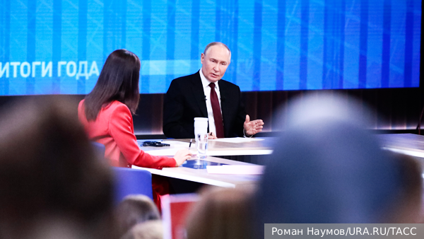     Фото: Роман Наумов/URA.RU/ТАСС   
 Текст: Валерия Городецкая