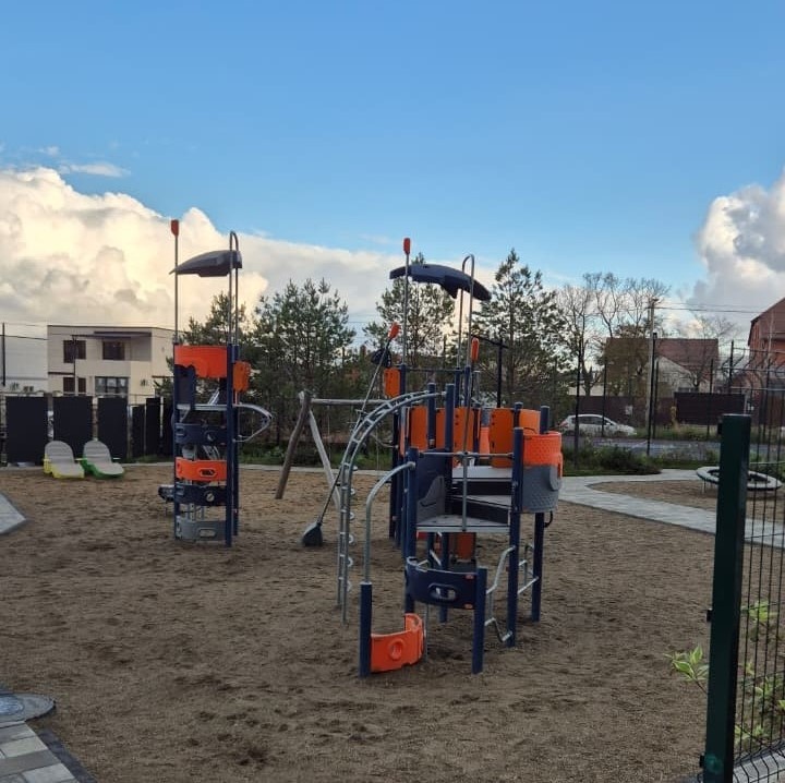 Детская площадка.