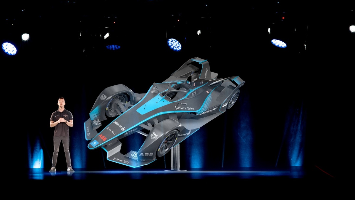 Голографические презентации с помощью пленок Skalli PRO 3D Clear