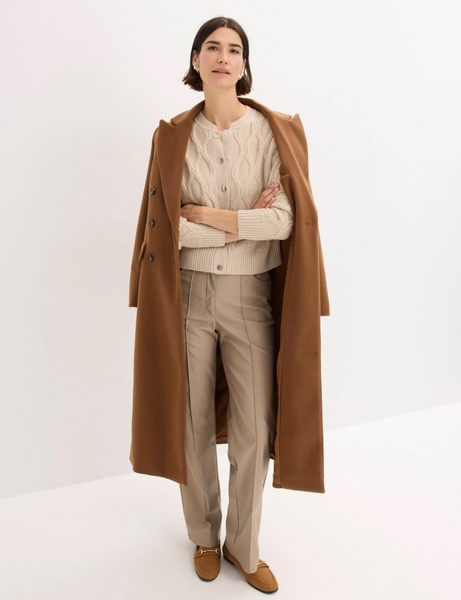 Бежевый кардиган с узором. Фото источник: интернет-магазин одежды.