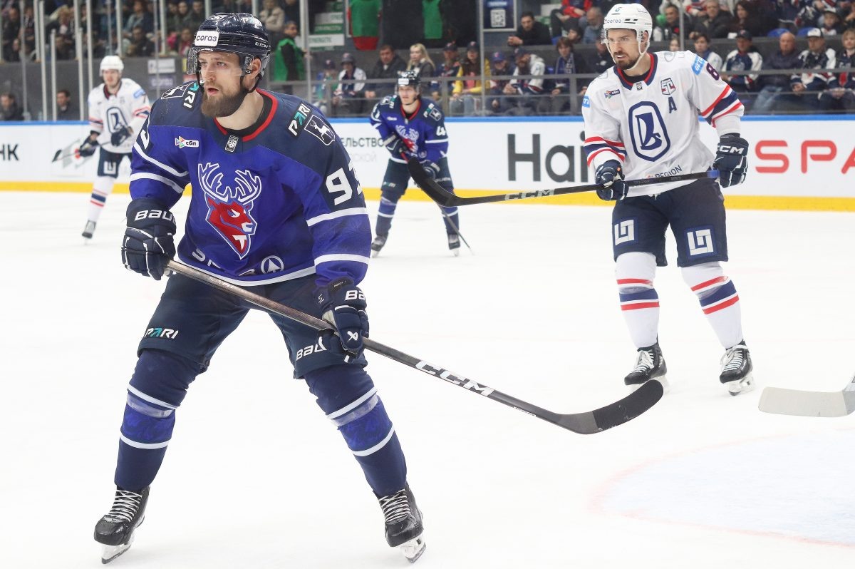    Андрей Белевич начиная с сезона 2019/20 провёл за «Торпедо» 380 матчей и набрал 102 очка (40 + 62)