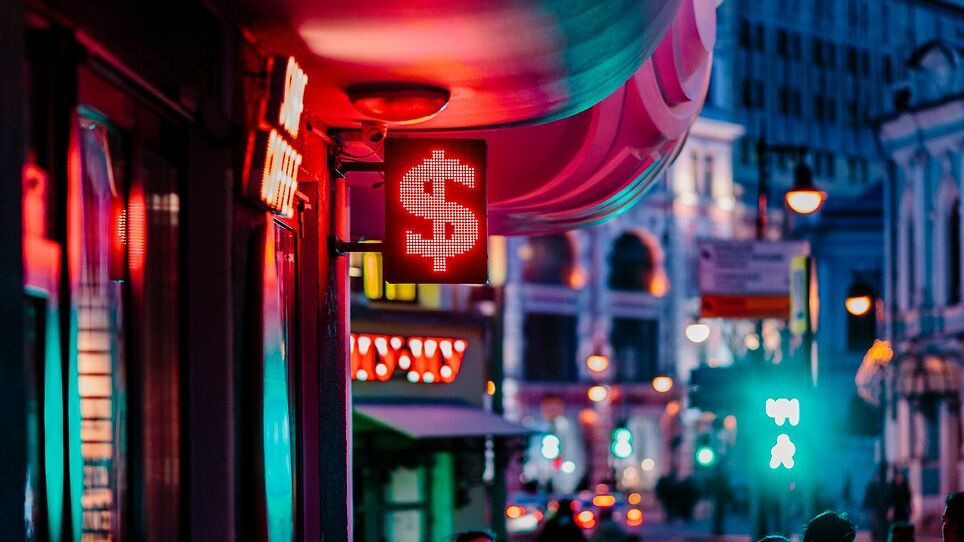     Aleksandr Popov/Unsplash