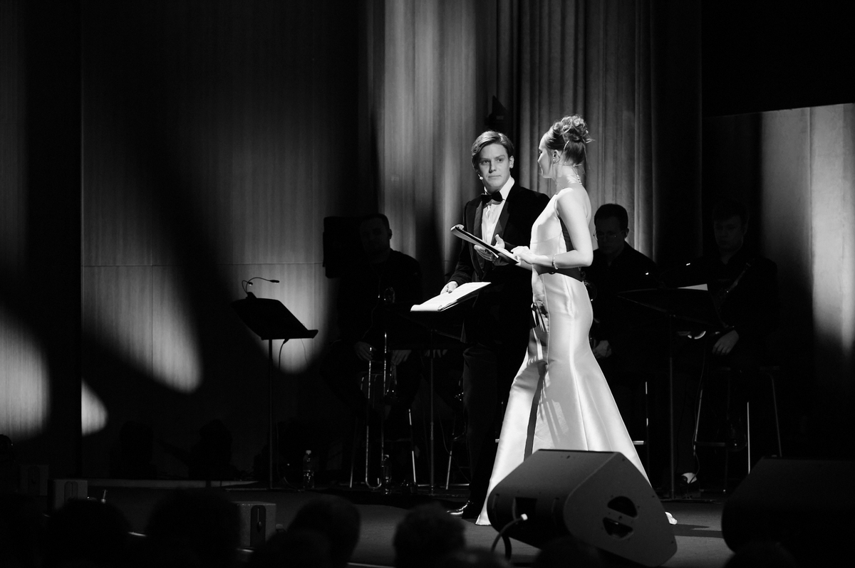     Павел Табаков и Юля Хлынина