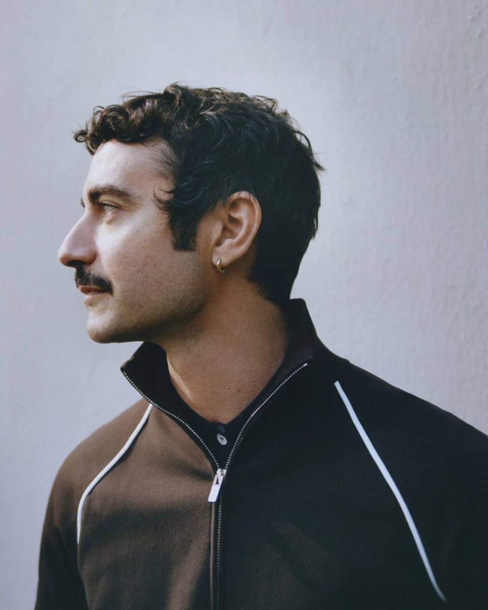    Креативный директор Versace Дарио Витале покинул бренд (фото 1)