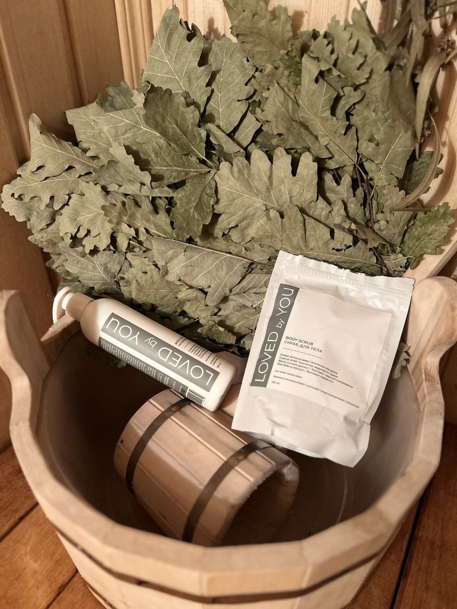 Скраб на основе соли Мертвого моря и молочко для тела с лизатами Loved by You