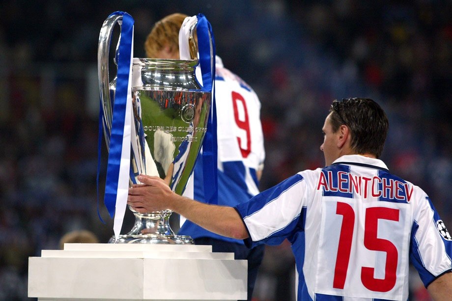 Дмитрий с Кубком Лиги Чемпионов.