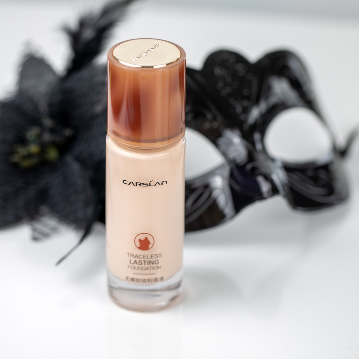 Тональная основа CARSLAN Traceless Lasting Foundation