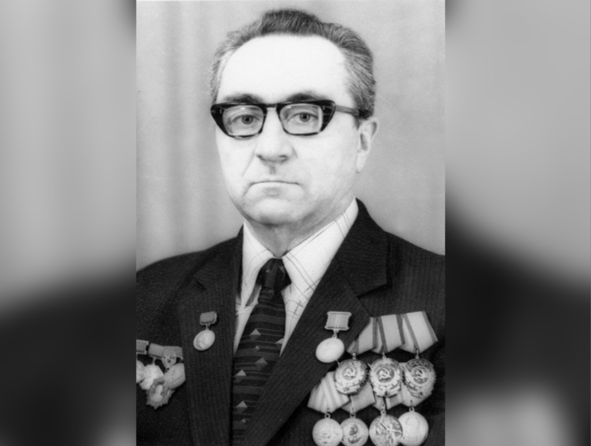 Борис Александрович Соколов (14.05.1923 - 22.06.2025]) — советский учёный, профессор, доктор технических наук, Заслуженный деятель науки РФ, соратник С. П. Королёва.