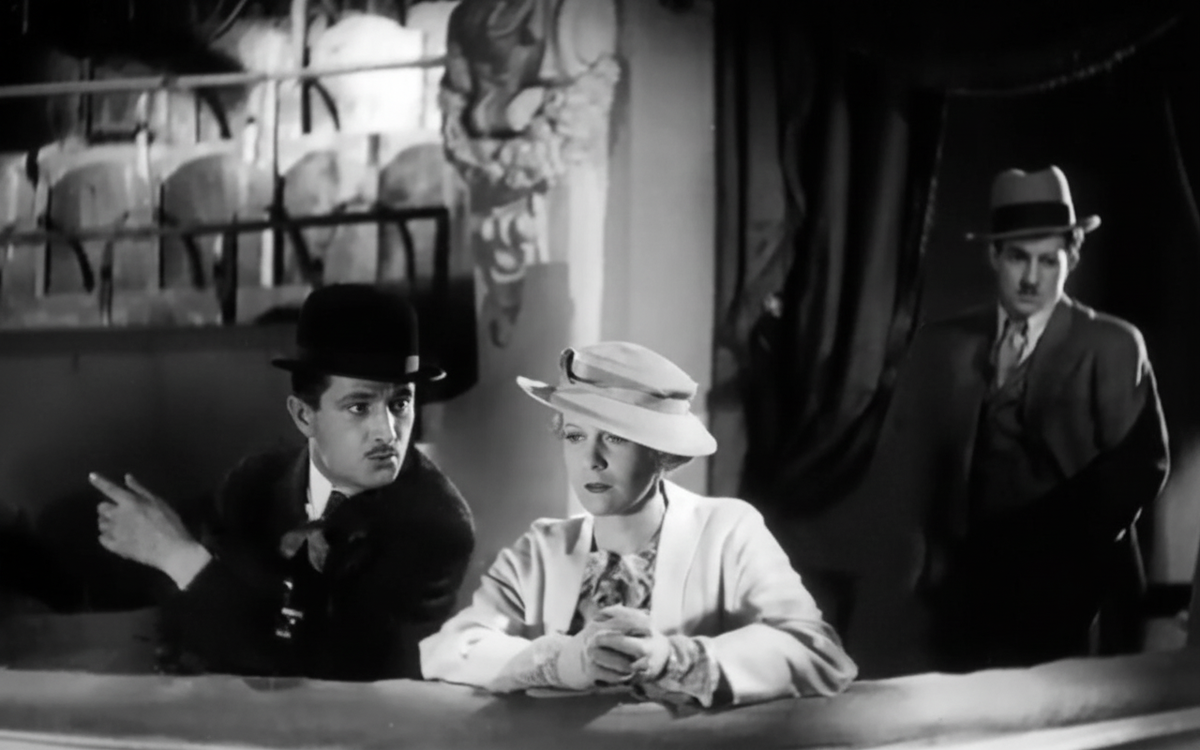 Анатолий Вязов в фильме «Цирк» (в образе Чарли Чаплина, справа), скрин видео https://youtu.be/dcRQAKvyR64